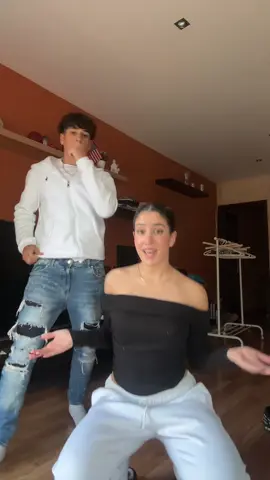 esto me ha dado viabes de 2019 cuando bailabamos hip hop😭😭 me encanta dc: @Zoe Baptiste 