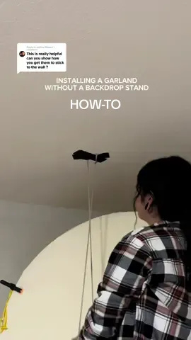 Replying to @ashley Ribeiro  How to hang your balloon garland with no backdrop stand 🎈 Have you tried this tape before? #partydecorations #balloontips #balloons #howtotutorial #balloongarlandtips #balloonsdiy 