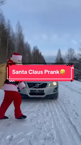 Santa Claus Prank🤣 #short #dednahype #santaclaus 