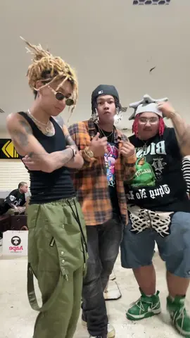 แด๊นซ์บ้านๆ @brownzerrrrrr @Bigslp #ฝั่งธนไม่หมูอาบูดาบี #gunnernetwork 