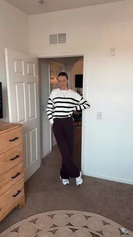 My fav type of outfit, trousers and sneakers🙌🏽👟 #trousersoutfit #trousersandsneakers #sneakersandtrousers #dadsneakersoutfit #workoutfit #businesscasualoutfits #comfyoutfits #comfybutcute #winterworkoutfits #winterbusinesscasual #winteroutfitideas #workoutfitinspo #highwaistedtrousers #wintertrouseroutfits #corporatebaddies #corporatebaddieoutfits #casualtrouseroutfits #tiktokpartner #LifeOnTikTok 