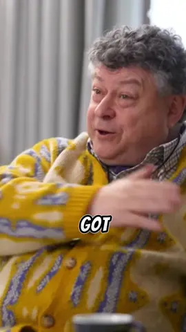 Rory keeps blowing my mind every day 🤯 #rorysutherland #rorysutherlandclips #boots #loyaltycard #advantagecard #fyp #foryou #podcast #podcastclips #marketing #psychology 