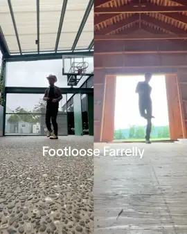 Some time you just gotta cut loose🕺🏻 #footloosefarrelly #themorningrumble #footloose #nzradio 