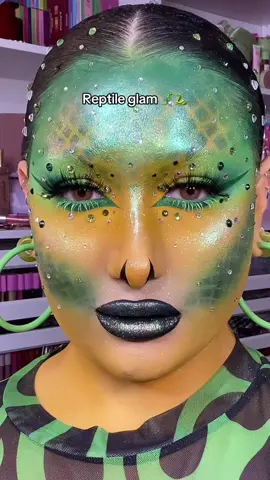 Reptile Glam 🐍🦎 Inspired by @zilla.official 💚 Reptiles are a symbol of freedom and fearlessness. Like makeup, reptiles are all about self-expression and individuality. We all have something that makes us special and being your true self is the ultimate form of empowerment.  This is how I #repmyself, show people what makes you unique by #repingyourself #zillapartner #creativemakeup #selfexpression 