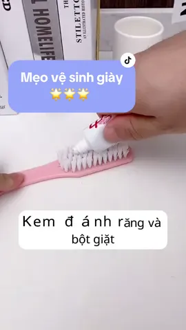 Mẹo vệ sinh giày đơn giản ngay tại nhà💯💯💯#sneakers #xuhuong 