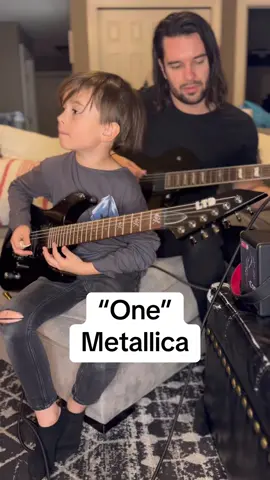 He’s getting crazy good!! #metallica #kirkhammett #jameshetfield #espguitars #metalhead #80smusic #guitartok #guitarsolo 