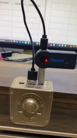 ¡Tu coche necesita esto! 🚗 Recupera el bluetooth con este receptor 3.5mm  #carmount #accesoriosparacoche #carro #bluetooth #receptor #slimcompany #CapCut 