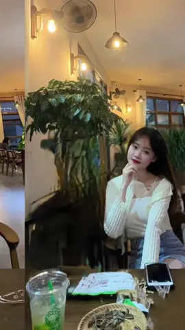 Đôi khi, sự hiểu chuyện sẽ làm bản thân thiệt thòi.