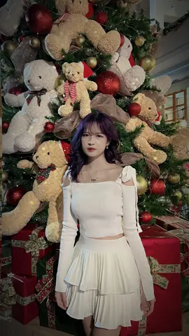 #CapCut giật giật cho đã cái nư vậy 😀 #christmas #xuhuong #trending #fyp #viral #trendingsong 