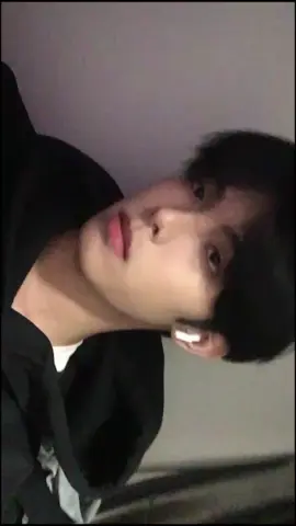 một người như tôi,làm gì có người yêu #pgc2023 #fypシ #xuhuong #ffws2023 #trai #douyin #fyp #thinhhanh 