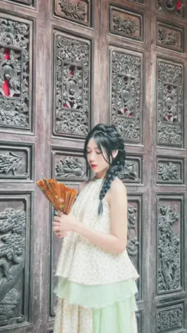 Áo anh sứt chỉ đã lâuu #fypシ #áodai #áodaivietnam #xuhuong #tipschinhanh #taodangchuphinh #áodai2024 #tết2024 #taodangchuphinh #xh 