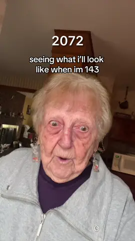 i dont think ill be around but i still look pretty 