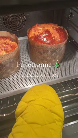 🎄 Panettone -- Episode 2 🎄 Ingrédients  pour 2 moules de diamètre 14cm: Pour la Poolish : 140 ml d'eau 7g de levure sèche instantanée 160g de farine T45 ou Type 0 Pour la Pâte Principale : 400g de farine T45 o Type 0 60g de sucre  6g de sel 2oeufs + 2 jaunes d'œufs 90ml de jus d'orange zeste d'un citron zeste d'un orange 10g de miel 2 cuillères à café d'extrait de vanille Mélange de Poolish préparé précédemment 80g de beurre doux (à température ambiante) 180g de fruits secs (100g de raisins secs, 80g d'écorces d'orange et de citron confites) trempés dans du jus d'orange Étapes : 1️⃣ Préparez la Poolish la veille en mélangeant l'eau, la levure et la farine. Laissez reposer toute la nuit à température ambiante. 2️⃣ Le jour suivant, préparez la pâte principale : mélangez la farine, le sucre, le sel, les jaunes d'œufs, le jus d'orange, le miel, la vanille, le zeste d'agrumes et le mélange de Poolish dans un robot pâtissier. Ajoutez le beurre et pétrissez jusqu'à obtenir une pâte lisse et élastique. 3️⃣ Incorporez délicatement les fruits secs ramollis dans la pâte et faites 4 plis. Filmez et Laissez lever dans un endroit chaud et laissez-la doubler de volume pendant environ 2 heures. 4️⃣ Divisez la pâte en deux, pliez chaque pâton en 4 . Placez-les dans des moules en papier 14x14x10cm pour Panettone. 5️⃣ Laissez lever à nouveau pendant environ 3 heures dans un endroit chaud (four éteint avec un verre d'eau chaude), jusqu'à ce que la pâte atteigne le haut des moules. 6️⃣ Préchauffez le four à 175°C. Badigeonnez la surface du Panettone avec un mélange d'œuf . Faites une incision en croix sur le dessus, et placez des morceaux de beurre 7️⃣ Enfournez pendant environ 30 minutes jusqu'à ce qu'ils soient dorés. Une fois cuits, laissez-les refroidir à l'envers pendant toute une nuit pour préserver leur forme. #panettone #panettonerecipe #recettenoel #christmasrecipe #gateaudenoel #boulangerietiktokfrance #faitmaisoncuisine #panettoneartiginale #cuisineitalienne 