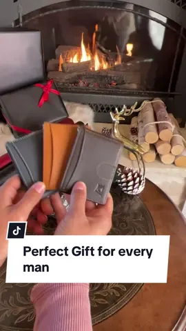 Now is the perfect time to get a gift for any man in your life!   #holidaygiftguide #holidaysale #giftideaformen #giftsforhim #kingsloot #kingslootwallet #walletsformen 