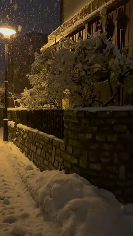 بتحبو الثلج ؟ #ثلج #تصويري #ثلوج #اكسبلور #سويسرا 