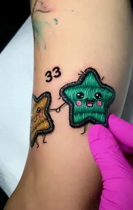 Mini estrellitas⭐️⭐️  #patchtattoo #embroidery #embroiderytattoo #bordado #tattoobordado #zgz #tattoozaragoza #zaragozatattoo #colortattoo  #embroideryart #embroiderersofinstagram #embroideryart #embroderytiktok #star #stars #estrella #estrellas #startattoo