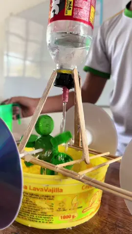 Estudiante de 11 años realiza experimento con agua #creativida #2024 #cleberalvaradoayala #capcut #viral #fyp #educacionmejor #inventoparaestudiantes #jesusventuraramirez #cuidemoselplaneta #cuidemosalosniños #niñoscreativos #ie0481evaaliciahermosapilares #planetatierra 
