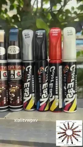 The car has a small scratch do not need to go to the 4s shop, their own at home can easily get #homesupplies#carpaintpen#carsupplies#localpaint#foryou#tiktok#fyp 