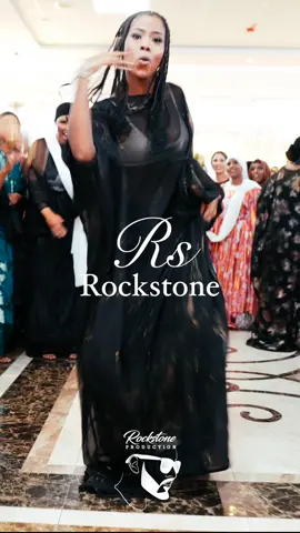 the energy though 🔥⚡️ 📸 @rockstone07  📍malmö   @dj.fuaad12   #rockstone #rockstoneweddings #rockstonearoos  #streetportraitphotography #somaliwedding #aroos #vagt #gamlastan #thebeutyoftheworld #capture streets #fashionstyle #streetportraitphotography #makethemsmile #scandivianstyle #makeportraits #streetphotography #captutestreets #explore #suits #birdsofinstagram #birds