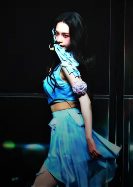 She is so good at dancing #aespa #karina #my #kpop #edit #fyp #viral 