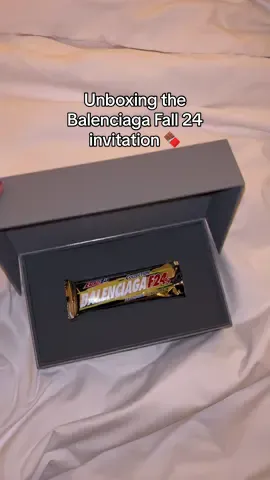 It’s actually metal 🦾 Show is taking place in LA in 8 hours, what do you expect from the collection? 👀 #DazedFashionTV #TikTokFashion #Balenciaga #Fall24 #Unboxing 