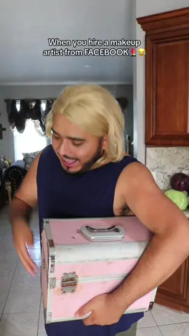 When you hire a makeup artist from FACEBOOK💄😂 #makeupartist #comedy #latinos 