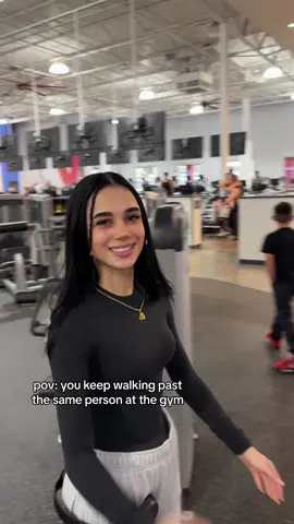 Hi 👋🏼 #gym #fyp #GymTok #GymLife #gymhumor #gymgirl #foryoupage #gymjokes #trend #foryou 