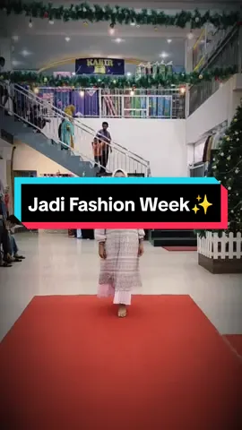 Jangan lupa setiap Sabtu & Minggu ada Jadi Fest (Jadi Fashion Festival),  ada fashion show yang wajib kamu lihat untuk inspirasi outfitmu 🤩🤩🤩✨✨✨✨ #fashion #fashionshow #fashionweek #outfit #hijab #OOTD #ootdhijab #fyp #girls #cantik #inspiration #tokogrosirmurah #jadifashionjember #jadifest 