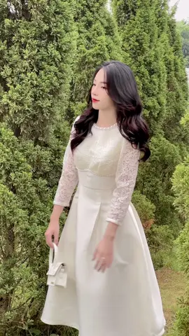 Đi bàn cô dâu cũng hợp lém lun #lucidofashion #thoitrangnucaocap #lucido 