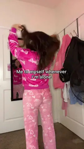 Shake it 🤪 #fyp #fakebodyy⚠️ #trending 
