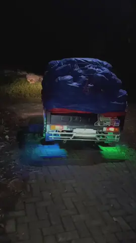 yak mat anak en gik alakoh demi mebunga keluargaen Ben rengtuwaen mat 🤙💸@LOKALAN PASURUAN💥 #@IG:bhhn_akbar13 