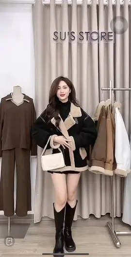 Áo khoác da lộn lót lông siêu xinh, siêu ấm nha các nàng ơi. Săn ngay kẻo lỡ 😊 #aokhoacnu #aokhoaclotlongnu #aohotrend #shoppingtiktok #xuhuongtiktok 