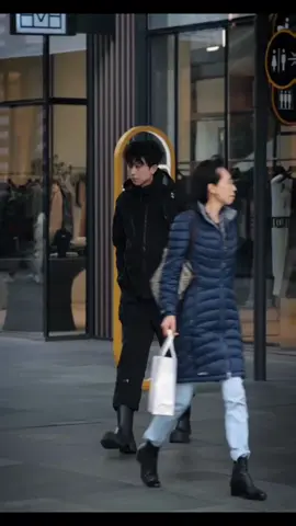 戴耳钉的男生真的好帅 @DOU+🇨🇳 