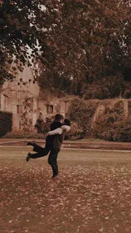 Missing autumn already. 🍂 #autumn #romance #couple #mitski #vintage 