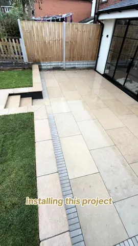 You guys enjoy the videos of me showing you how we install our projects , so heres another for you 🙌🏻 #longvideo #landscaping #garden #transformation 