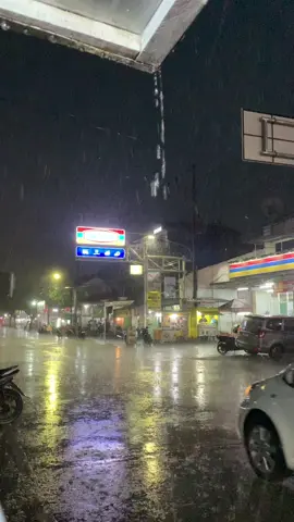 bahan storymu #storywa #bahanstory #mentahanvideo #wongdeso #hujan 