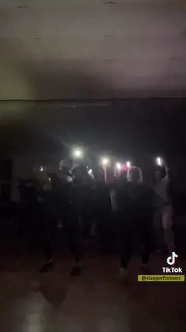 Now the show is over, we’ve found time to get back on track with Tik Tok! ✨ #benjamindeli #elanperformers #dance #monday #trending 