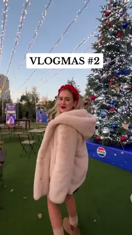 VLOGMAS DAY 2 💫 primo villaggio di natale della stagione! sto entrando sempre più nell’atmosfera 🎄 grazie a pepsi per l’invito al villaggio! #Vlogmas #natale #xmas #villaggiodinatale 