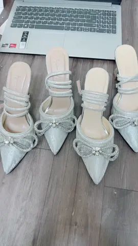 Đỉnh của chóp nha,shop về thêm chất si kim tuyến cho các nàng đây ạ,2p loại gót 7p và 9p nha!! #xuhuongtiktok #LearnOnTikTok #Master2023byTikTok #giaydep #giaycaogot 