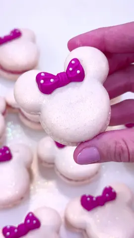 Macarons de frutas do bosque em formato de 