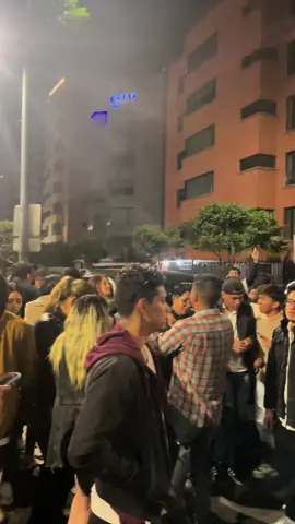 Ahoooora  #yosoy 🔥🔥🔥 el #chullitaquiteño la vida me paso #bailando 🤌🏼🤭💙❤️💙 #fiestasdequito en la #shyris un tal #bombastic #mrbombastic #Quito #surdeQuito #sigueme en #instagram como #mrbombastic1993 