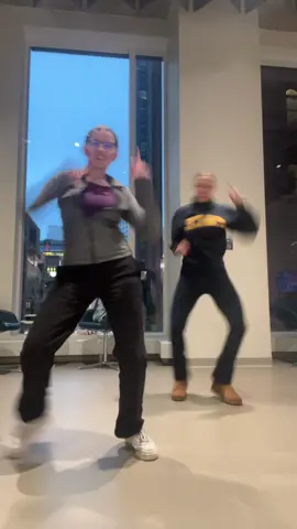 LOLA!!! #hernamewaslola #trend #dance #loladance #loladancechallenge #dancer #dancers #shewasashowgirl #fyp #relateable #funnymoments #lovelola #weareshowgirls 