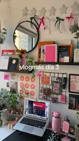 Decorando mi pieza!!!🎄🎀 #Vlogmas #christmasdecor #chile #fyp #parati 
