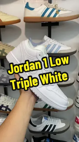 Jordan 1 Low Triple White #jordan1lowtriplewhite #jordan1low #shoes #fyp #sneakers 