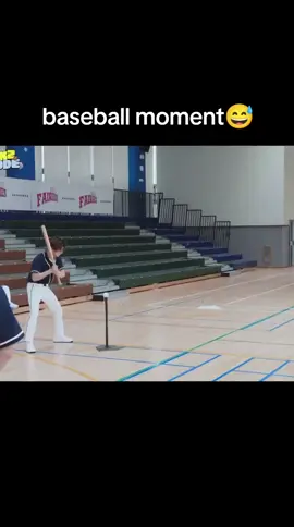 Han Jisung's baseball moment.I will never forget this #straykids #stay #kpop #hanjisung #the4thgen #SKZ #skzstay #fpyシ #capcut 