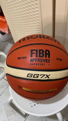 Original GG7X Basketball. Limited stocks available nasa yellow basket lang yan kaya check out na! 🔥💯 #fyp #basketball #molten #gg7x #bola 