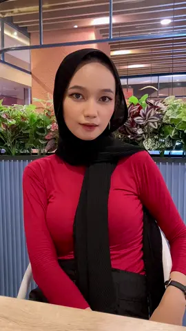 Baju merah jangan sampe lolos 🔥❤️🫧💫 #trend #hijabstyle #fadhilahrzk 
