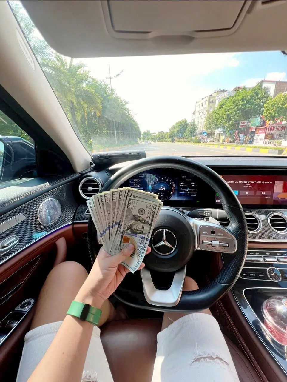 “𝑵𝒈𝒖̛𝒐̛̀𝒊 𝒏𝒈𝒉𝒆̀𝒐 𝒏𝒉𝒂̂́𝒕 𝒌𝒉𝒐̂𝒏𝒈 𝒑𝒉𝒂̉𝒊 𝒍𝒂̀ 𝒏𝒈𝒖̛𝒐̛̀𝒊 𝒌𝒉𝒐̂𝒏𝒈 𝒄𝒐́ 𝒎𝒐̣̂𝒕 𝒙𝒖 𝒅𝒊́𝒏𝒉 𝒕𝒖́𝒊 𝒎𝒂̀ 𝒍𝒂̀ 𝒏𝒈𝒖̛𝒐̛̀𝒊 𝒌𝒉𝒐̂𝒏𝒈 𝒄𝒐́ 𝒍𝒂̂́𝒚 𝒎𝒐̣̂𝒕 𝒖̛𝒐̛́𝒄 𝒎𝒐̛” 🙏