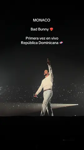 MONACO - Primera vez en vivo!! Bad Bunny en República Dominicana en el concierto de Eladio Carrión 🇩🇴🔥#republicadominicana #eladiocarrion #badbunny #monaco 