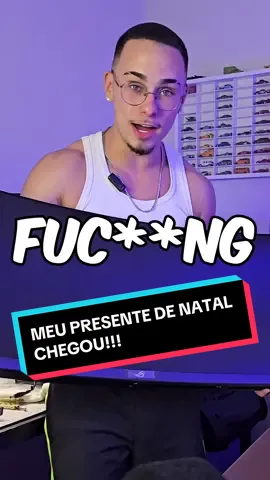 MEU PRESENTE DE NATAL CHEGOU!!! #presente #natal #meunatal #natalchego #presentes #presentedenatal #monitor #monitorgamer #monitorultrawide #superultrawide #techtokor #techtokbrazil #TechTokBrasill #techtokbrasrasil #techtokbrasilbrasil #techtokbrasil 